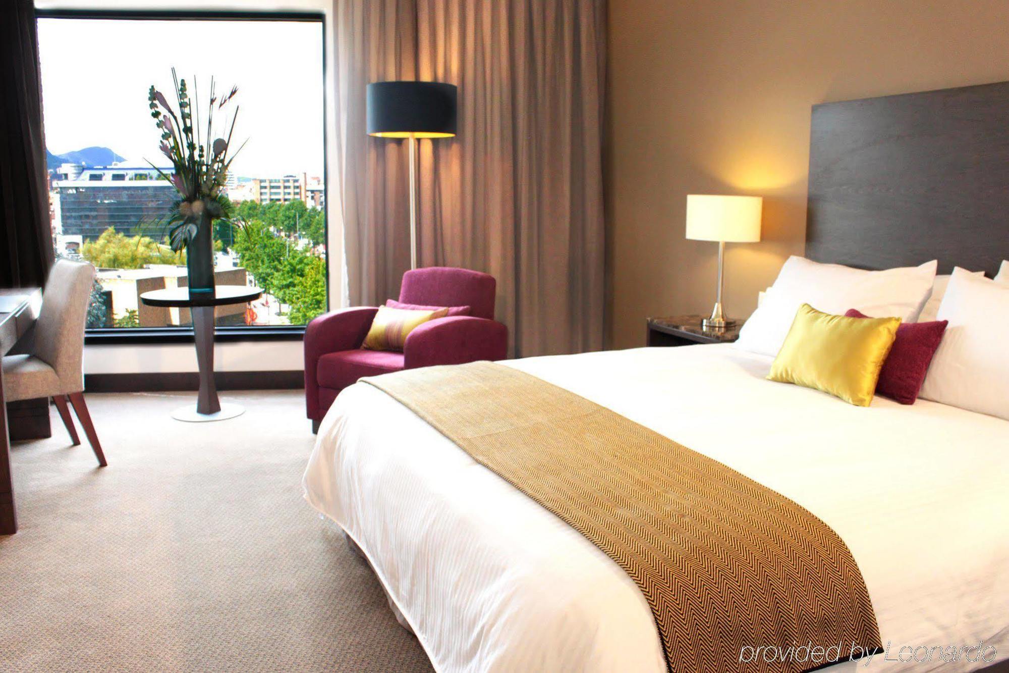 호텔 모리슨 114 보고타 외부 사진 A room at the hotel
